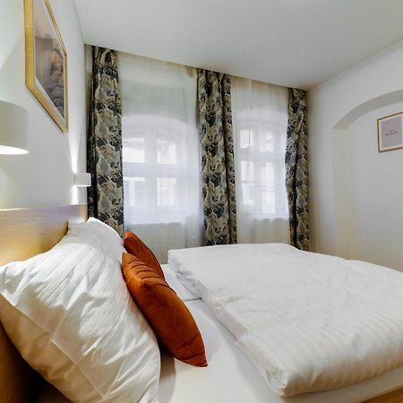 Hviezdoslavova Apartments, Trnava Centre, Parking Available Buitenkant foto